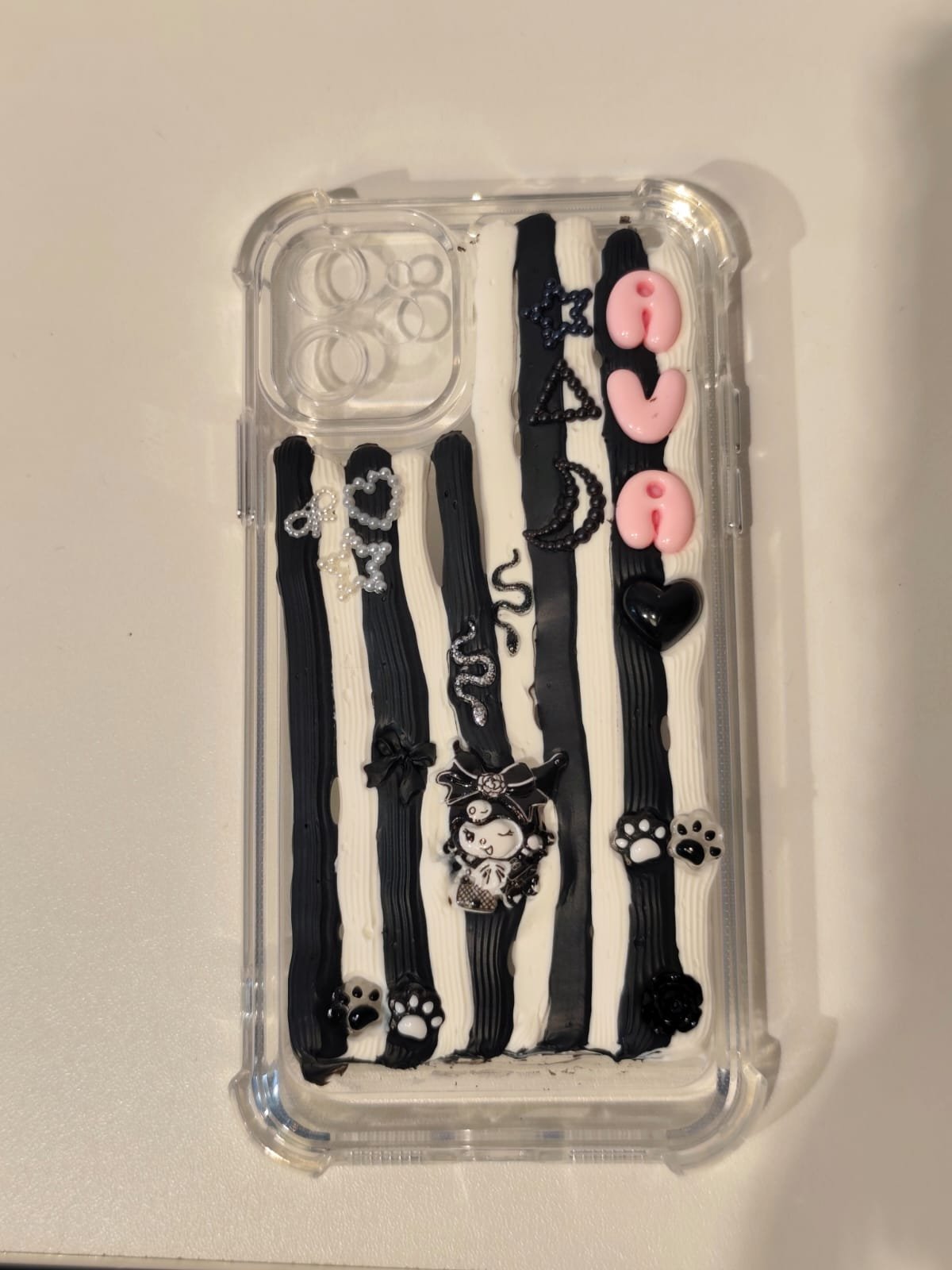 Echte Decoden-Handyhülle aus dem VIPecase Studio